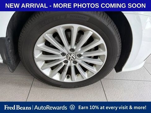 Used 2016 Volkswagen Passat 1.8T SE FWD image 7