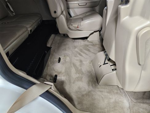 Used 2014 GMC Yukon Denali AWD/4WD image 43