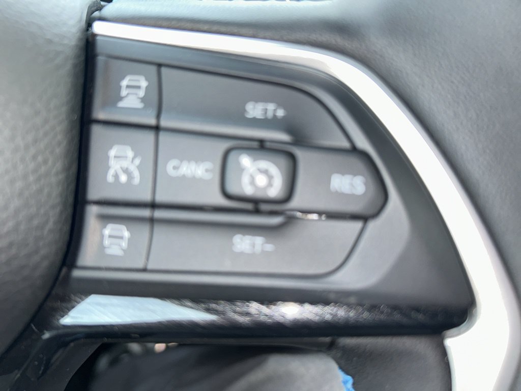 New 2024 Jeep Grand Cherokee Trailhawk w/ Advanced Protech Group II AWD/4WD image 14