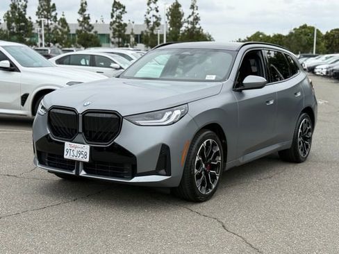Used 2025 BMW X3 xDrive30i w/ M Sport Package image 2