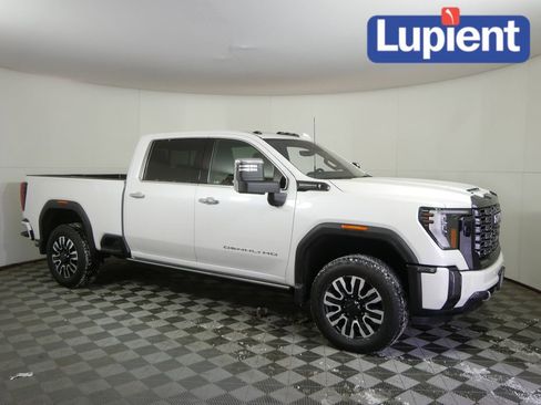 Used 2024 GMC Sierra 3500 Denali Ultimate image 1