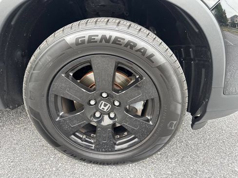 Used 2017 Honda Ridgeline Black Edition image 30