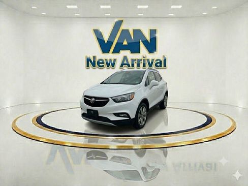 Used 2017 Buick Encore Preferred w/ Experience Buick Package FWD image 1