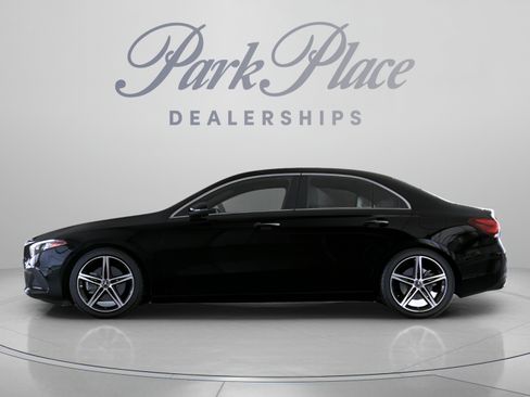 Used 2022 Mercedes-Benz A 220 image 8