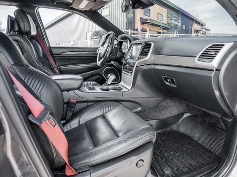 Used 2018 Jeep Grand Cherokee Trackhawk image 5