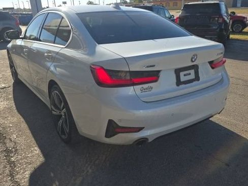 Used 2020 BMW 330i xDrive Sedan w/ Convenience Package AWD/4WD image 4