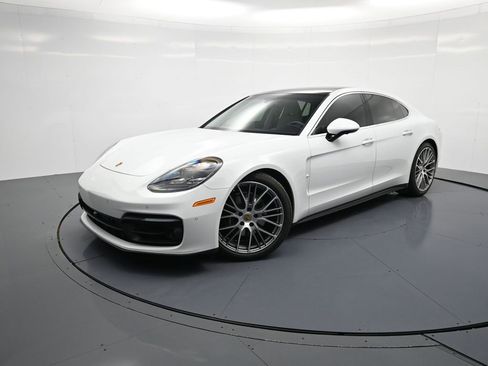 Used 2023 Porsche Panamera Platinum Edition image 28
