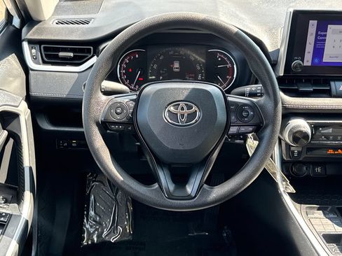 Used 2024 Toyota RAV4 LE AWD/4WD image 13