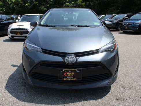 Used 2017 Toyota Corolla LE FWD image 3