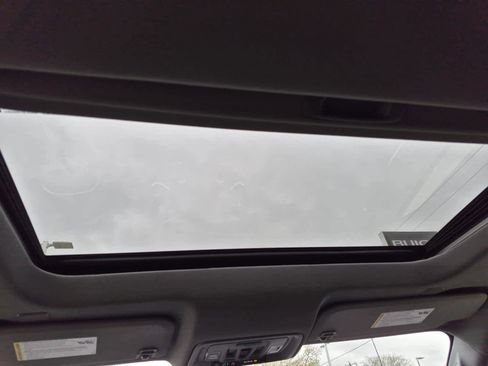 Used 2022 GMC Sierra 1500 SLT image 17