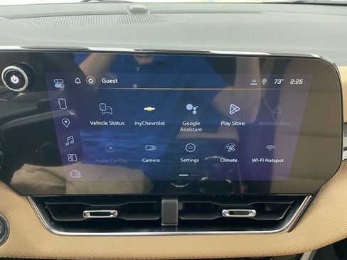 New 2026 Chevrolet Equinox ACTIV w/ Convenience Package III AWD/4WD image 3