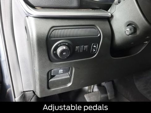 Used 2024 Jeep Wagoneer Series II AWD/4WD image 41
