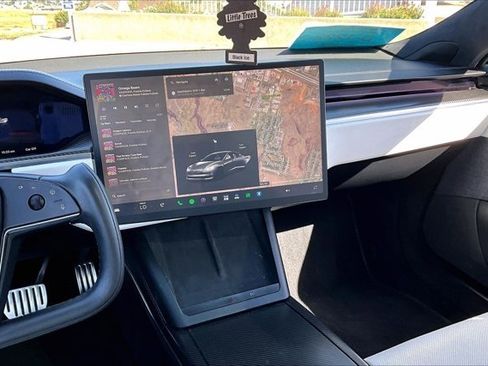 Used 2022 Tesla Model S Plaid AWD/4WD image 9