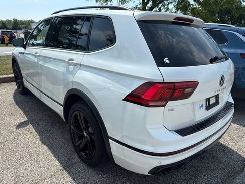 Used 2024 Volkswagen Tiguan SE R-Line AWD/4WD image 3