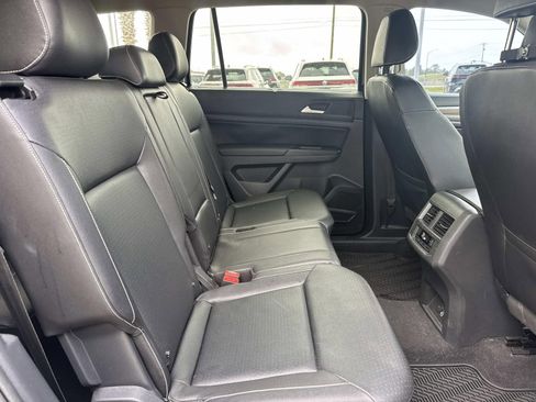 Used 2021 Volkswagen Atlas SE image 10