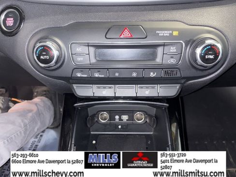 Used 2019 Kia Sorento SX image 24