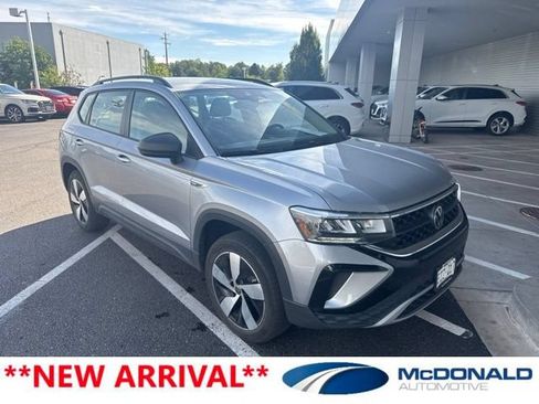 Used 2024 Volkswagen Taos S AWD/4WD image 1
