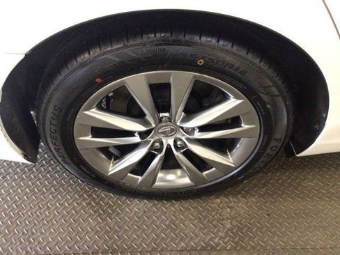 Used 2016 Lexus LS 460 AWD w/ Comfort Package image 27