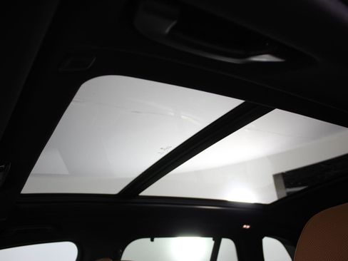 New 2026 BMW X5 sDrive40i w/ M Sport Package image 14