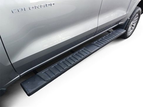 Used 2023 Chevrolet Colorado LT image 18