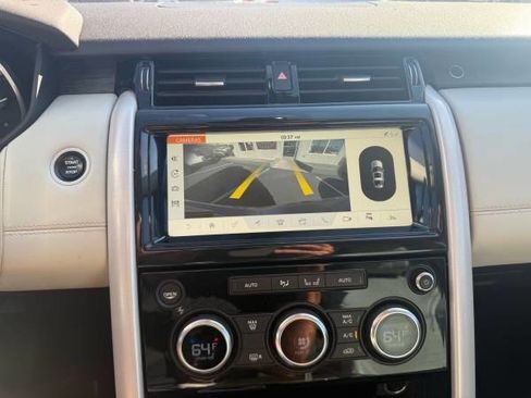 Used 2017 Land Rover Discovery HSE Luxury image 15