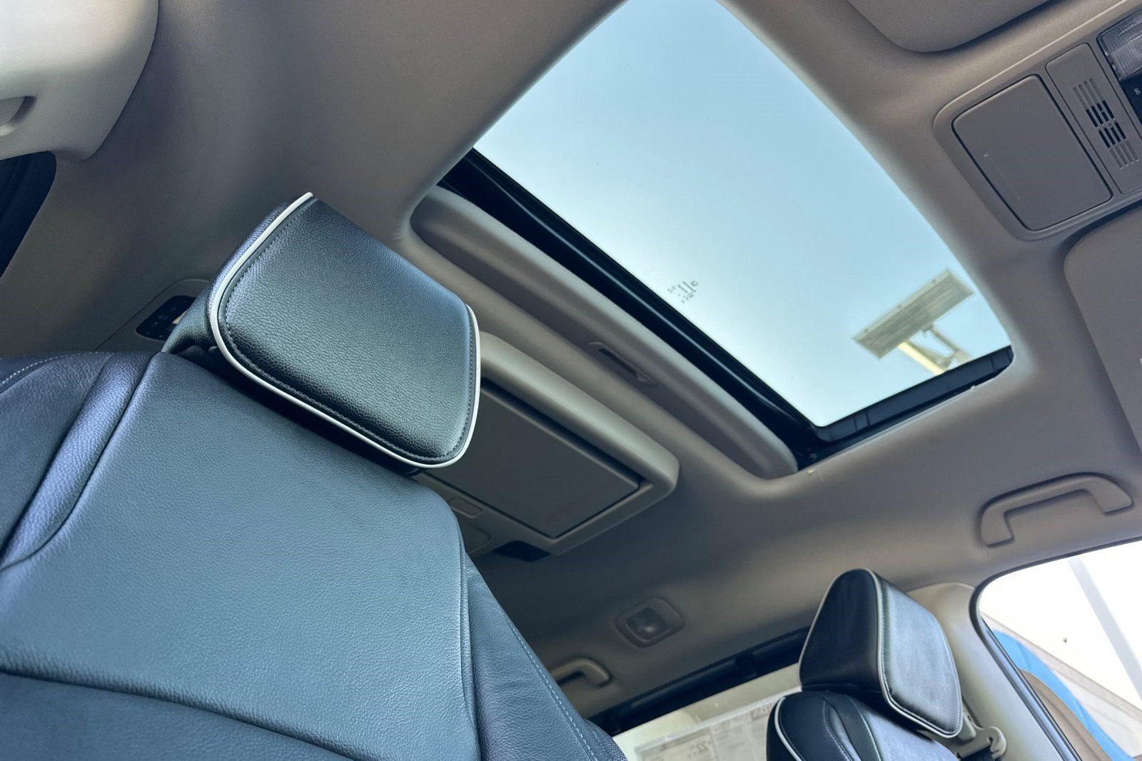 New 2027 Honda Odyssey Touring image 23