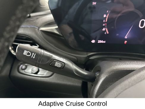 Certified 2024 Buick Envista Sport Touring w/ Convenience I Package FWD image 39