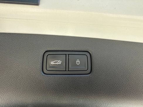 Used 2023 Genesis GV70 3.5T Sport w/ Sport Prestige Package AWD/4WD image 31