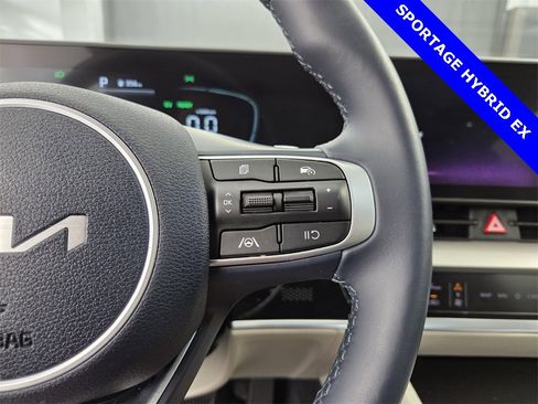 Used 2023 Kia Sportage EX w/ EX Premium Package image 34