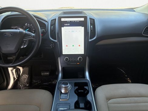 Used 2024 Ford Edge SE AWD/4WD image 10