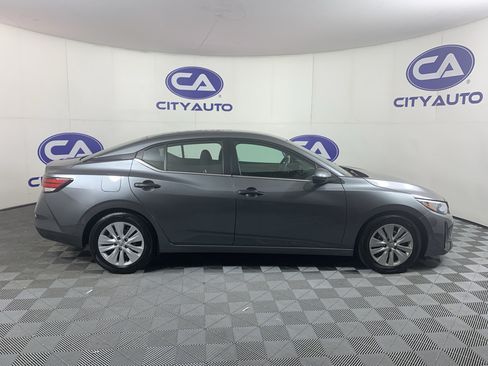 Used 2024 Nissan Sentra S FWD image 2