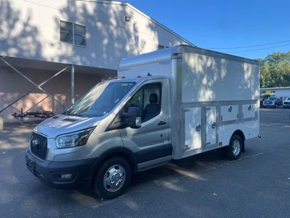 New 2025 Ford Transit 350 DRW w/ Exterior Upgrade Package