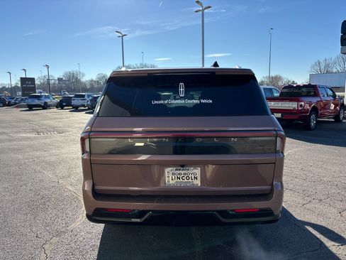New 2025 Lincoln Navigator L Black Label AWD/4WD image 6
