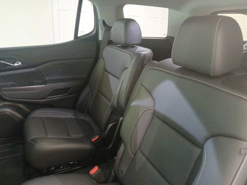 Used 2023 GMC Acadia SLT w/ Elevation Edition AWD/4WD image 16