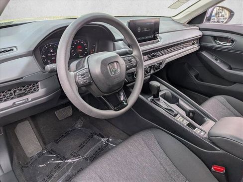 Used 2025 Honda Accord LX image 11
