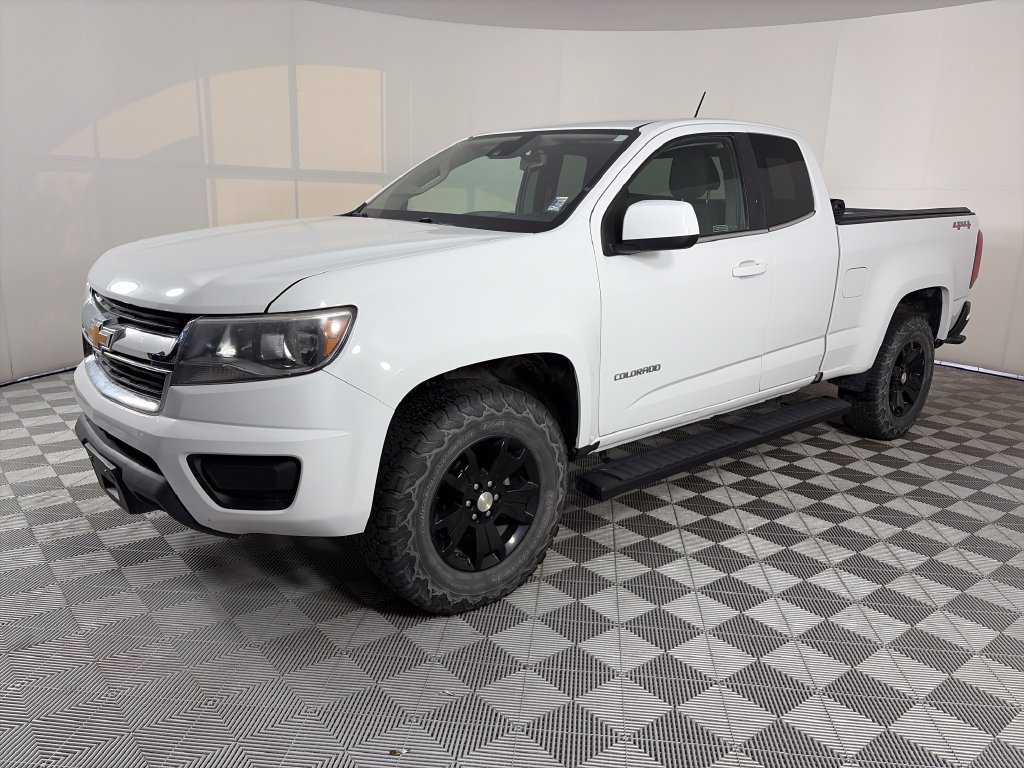 Used 2020 Chevrolet Colorado LT w/ Safety Package AWD/4WD image 3