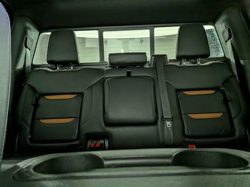 Used 2021 GMC Sierra 1500 AT4 w/ Technology Package image 27