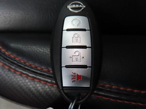 Used 2023 Nissan Frontier PRO-4X image 62