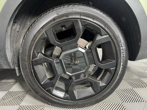 Used 2025 Kia Sorento SX image 50