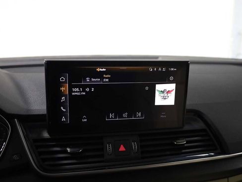 Used 2024 Audi Q5 2.0T Premium image 29