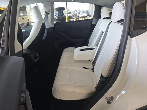 Used 2023 Tesla Model Y AWD image 11