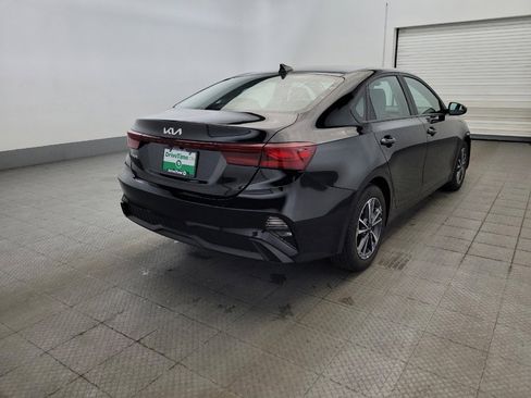 Used 2024 Kia Forte LXS FWD image 9