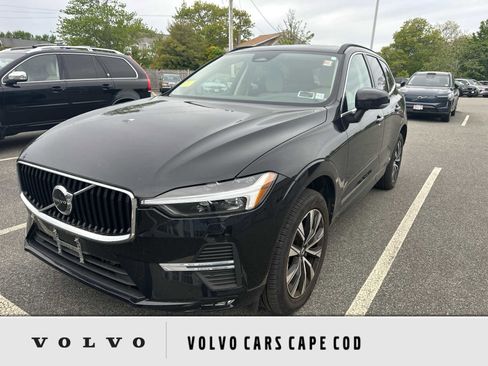 Used 2023 Volvo XC60 B5 Core w/ Climate Package AWD/4WD image 1