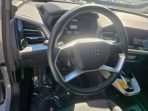 Used 2023 Audi Q4 e-tron Premium Plus w/ Premium Plus image 27