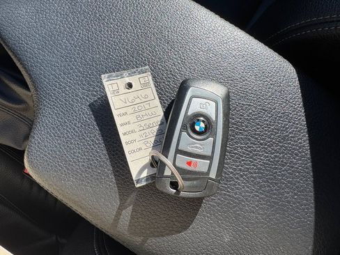 Used 2017 BMW 330i xDrive 330i xDrive Sedan image 34