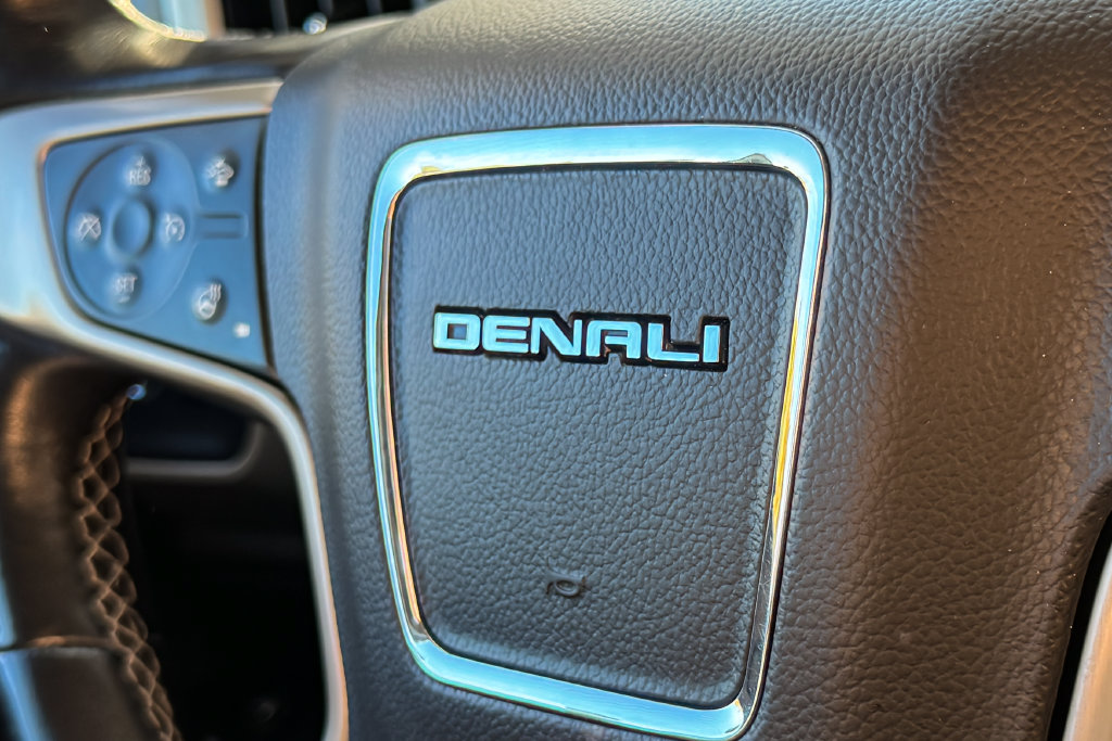 Used 2019 GMC Sierra 3500 Denali w/ Duramax Plus Package AWD/4WD image 32