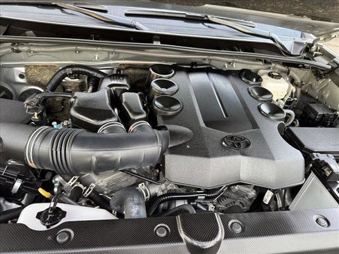 Used 2024 Toyota 4Runner SR5 image 21