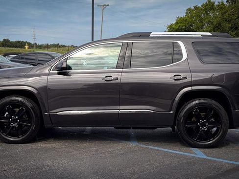Used 2017 GMC Acadia Denali w/ Technology Package AWD/4WD image 21