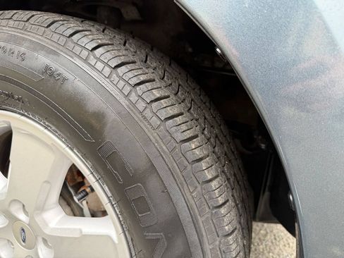 Used 2010 Ford Escape XLT FWD image 24