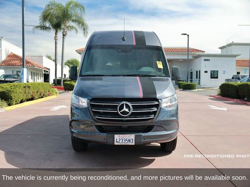 Used 2022 Mercedes-Benz Sprinter 144 Cargo image 9